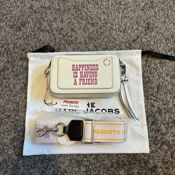 Marc Jacobs X Peanuts Snoopy & Charlie Brown The Snapshot - Picture 2 of 2